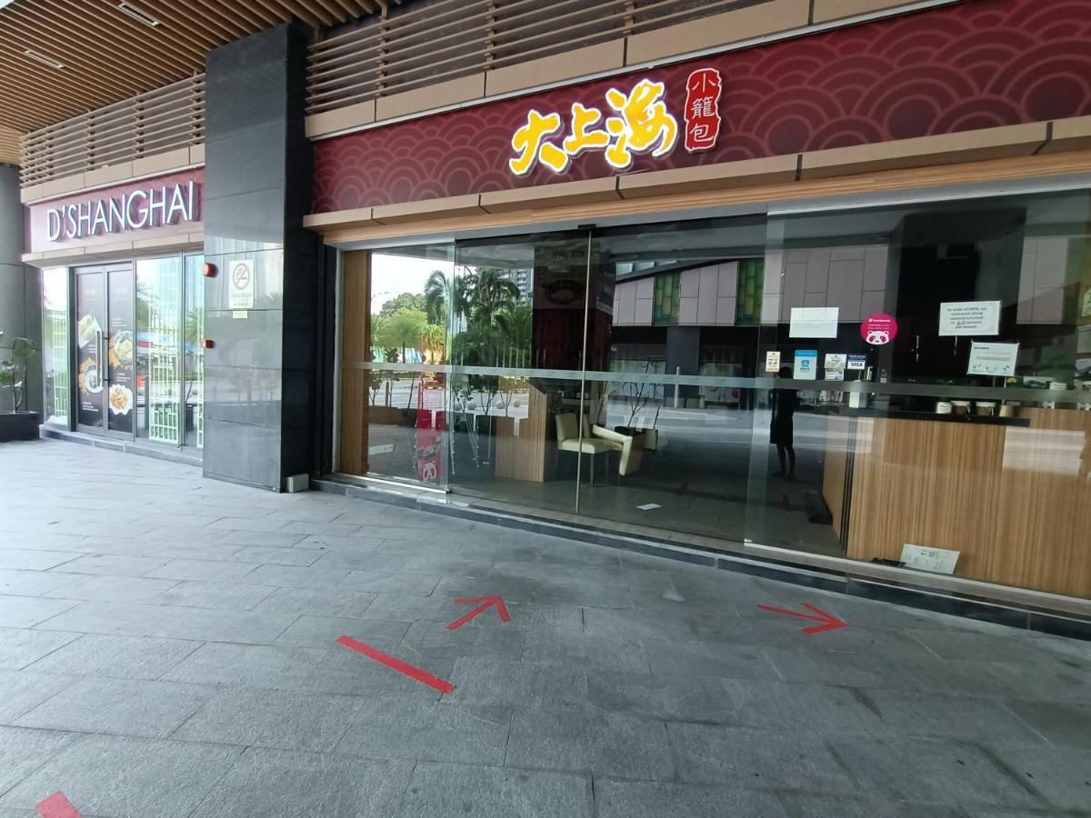 R&F Princess Cove Premium Homestay Famaily Johor Bahru Eksteriør bilde